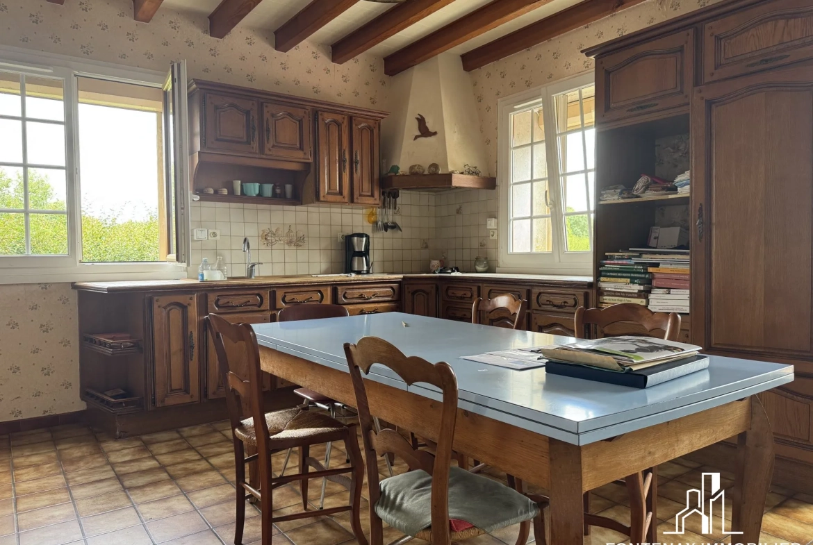 Belle maison de campagne avec terrain à Saint-Sulpice-en-Pareds – 152,94 m² 