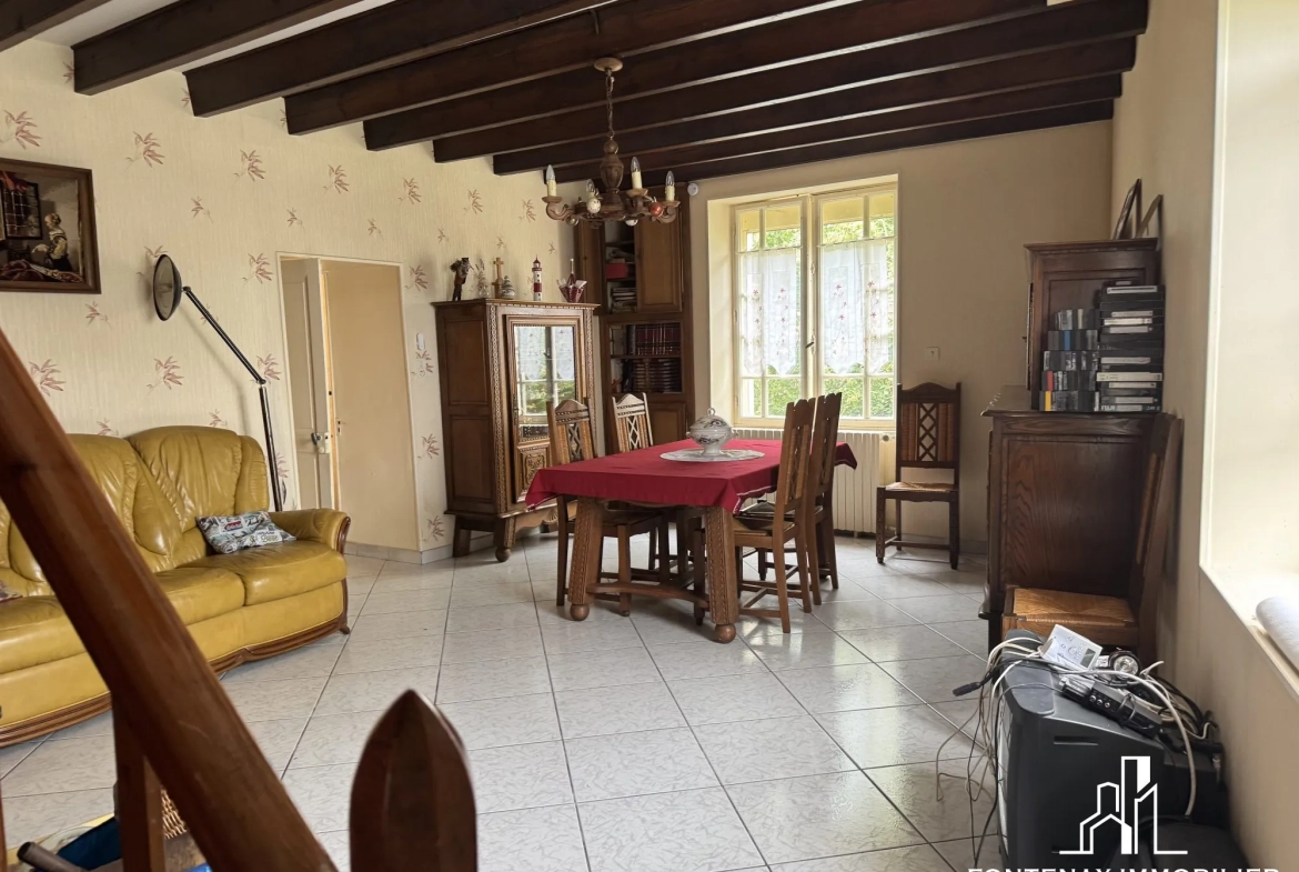 Belle maison de campagne avec terrain à Saint-Sulpice-en-Pareds – 152,94 m² 