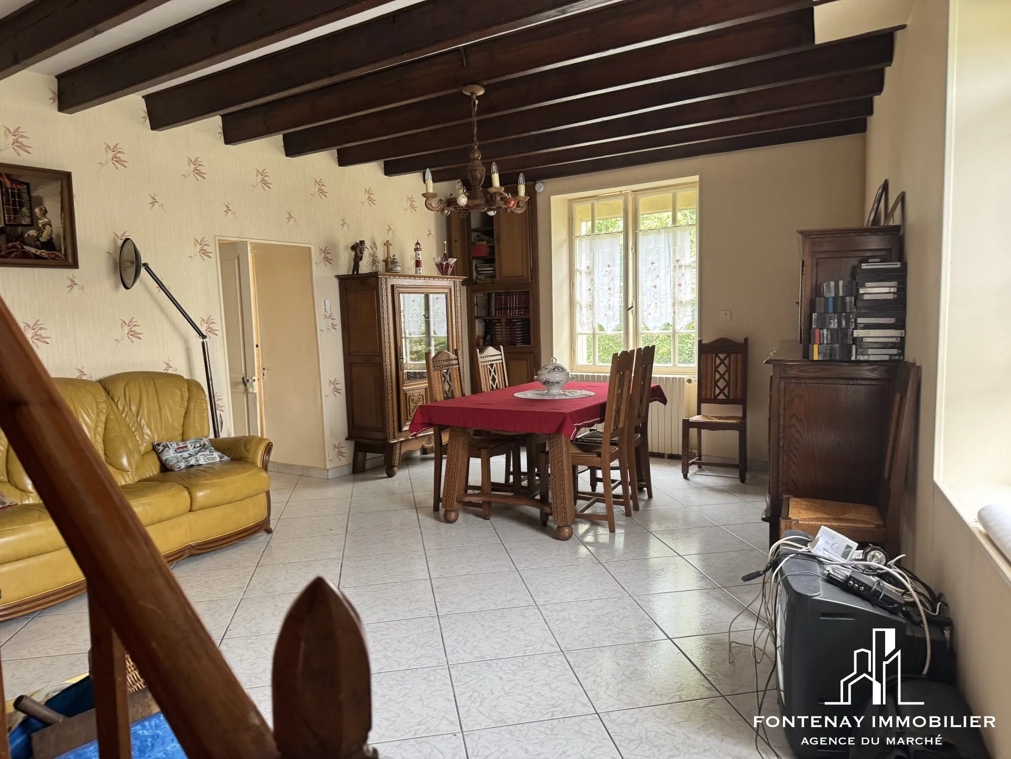 Belle maison de campagne avec terrain à Saint-Sulpice-en-Pareds – 152,94 m² 