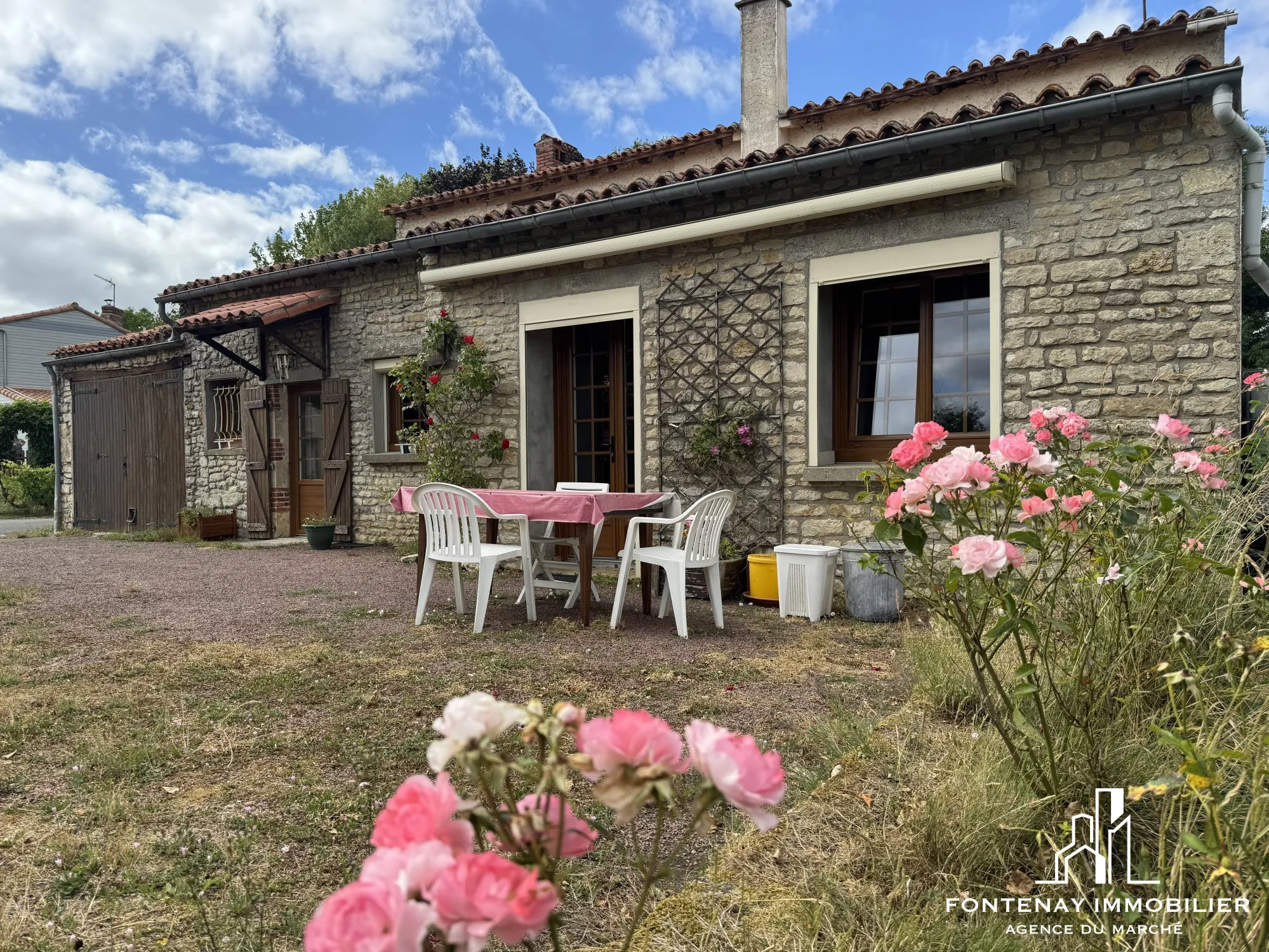 Belle maison de campagne avec terrain à Saint-Sulpice-en-Pareds – 152,94 m² 