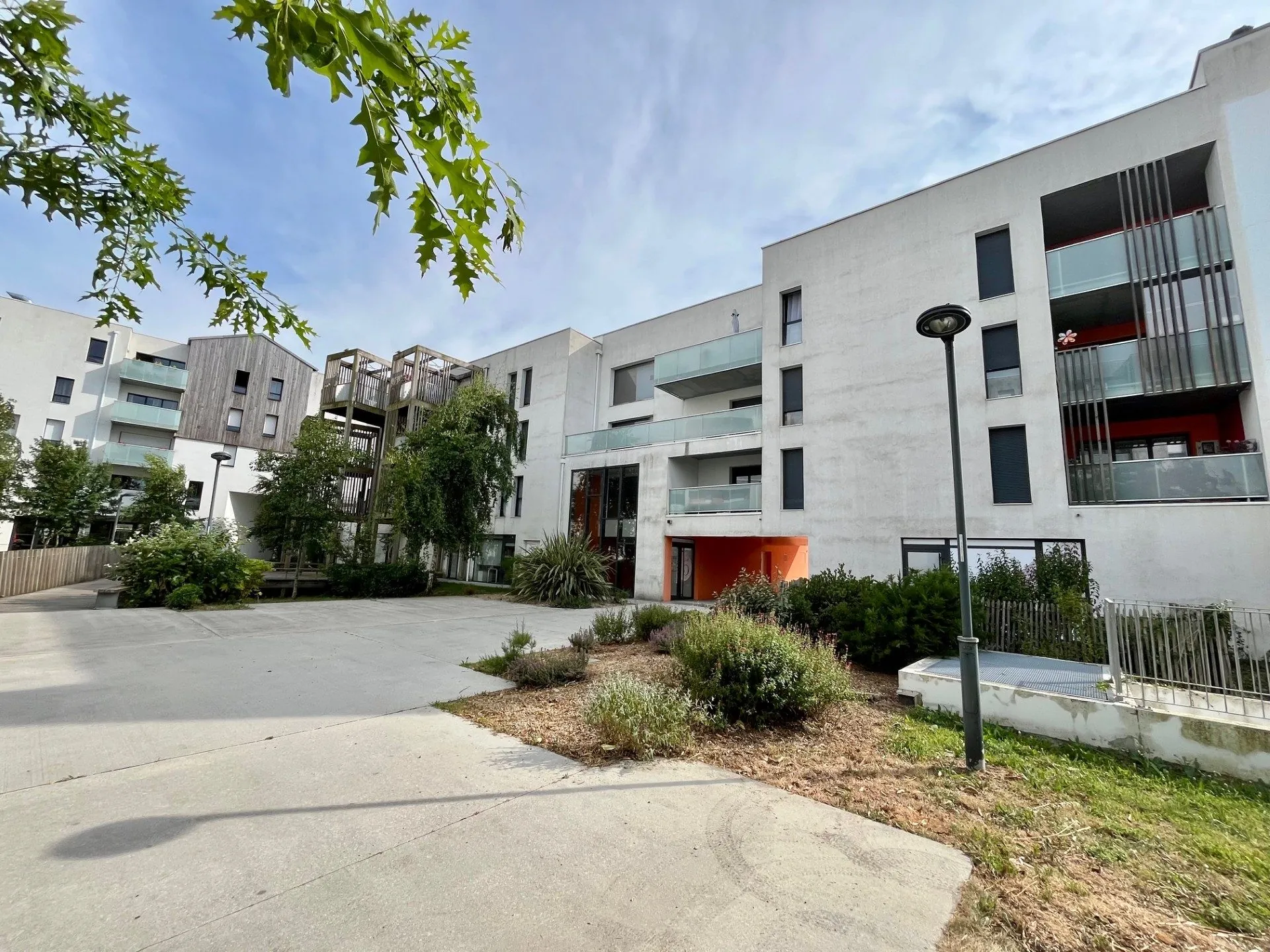 Appartement 2 pièces lumineux avec parking au cœur de Challans, résidence de 2016 