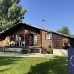 Chalet rénovable avec grand terrain proche du centre-ville de Le Russey