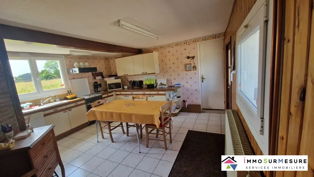 Maison ancienne à rénover de 118 m² avec jardin à Ivergny 