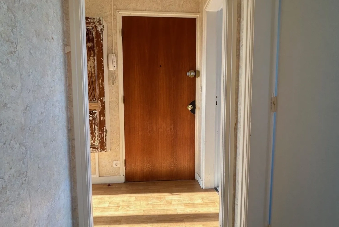 Appartement T2 avec Vue Mer à Douarnenez - 45 m² | Investissement et Résidence 