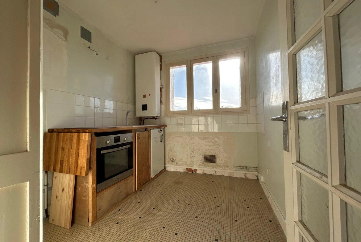 Appartement T2 avec Vue Mer à Douarnenez - 45 m² | Investissement et Résidence 