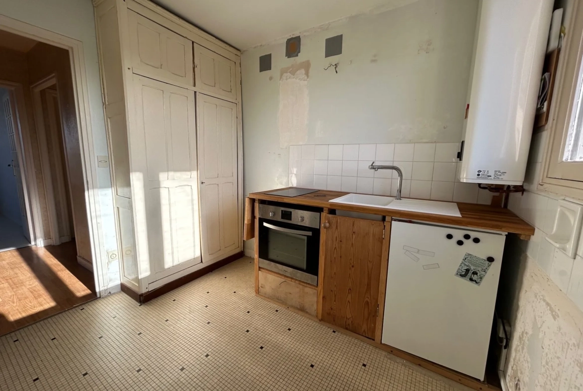 Appartement T2 avec Vue Mer à Douarnenez - 45 m² | Investissement et Résidence 