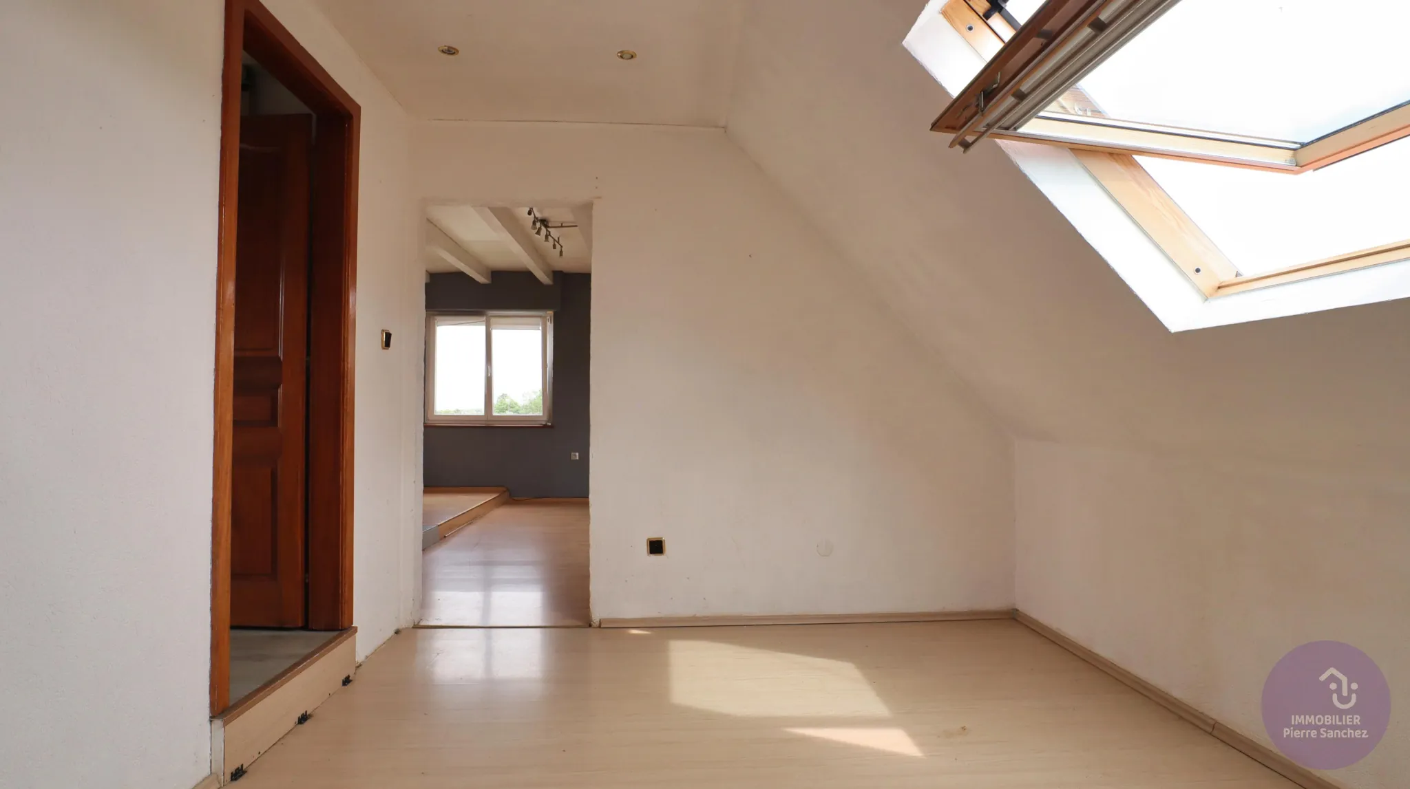 Appartement traversant lumineux de 70,40 m² avec loggia à Gresswiller 