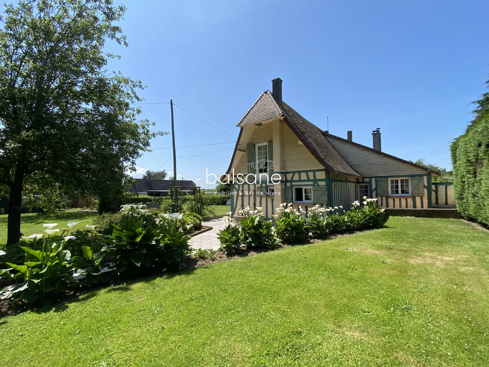 Maison normande en colombage à vendre à 15 min de la mer 
