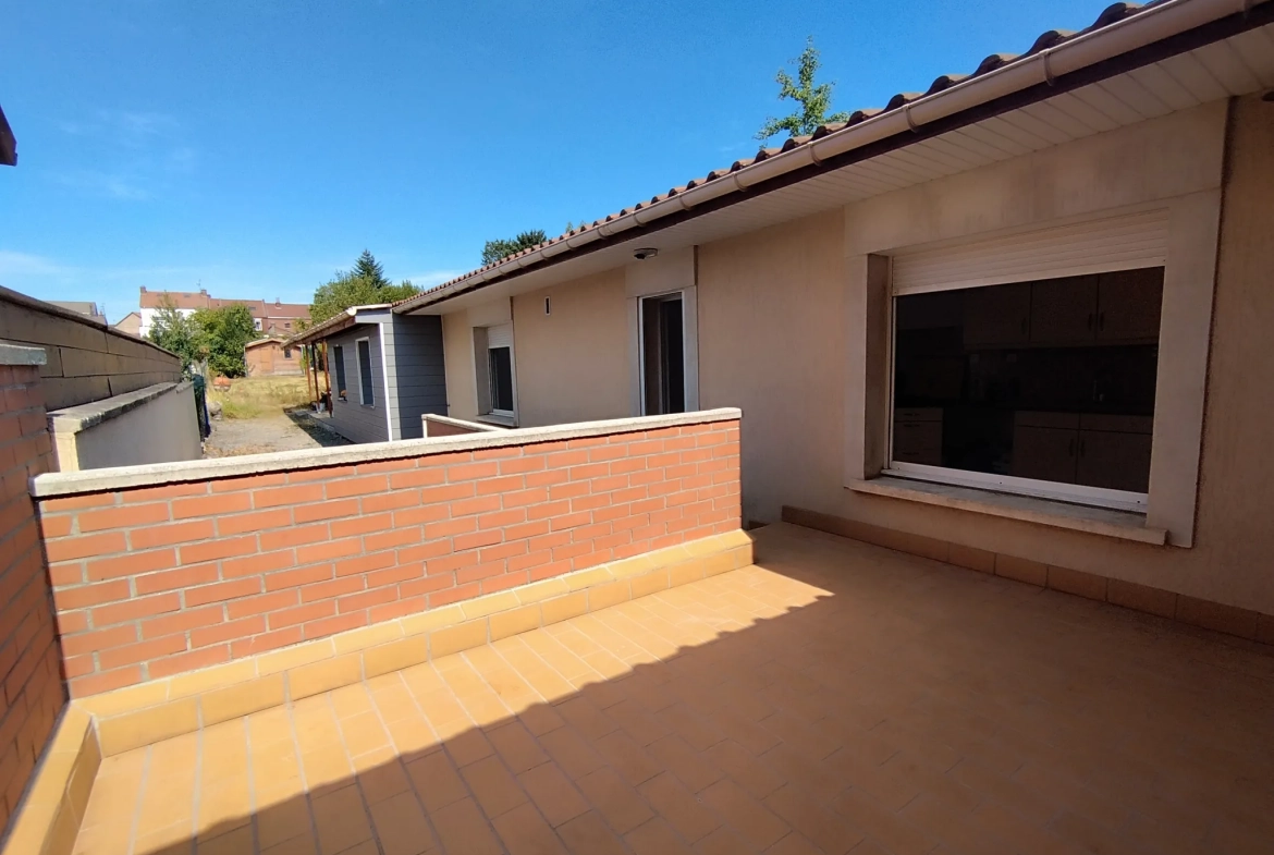 Maison plain-pied avec 3 chambres à Harnes - Confort et espace extérieur 