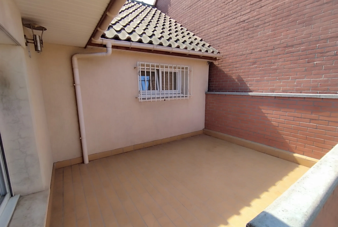 Maison plain-pied avec 3 chambres à Harnes - Confort et espace extérieur 