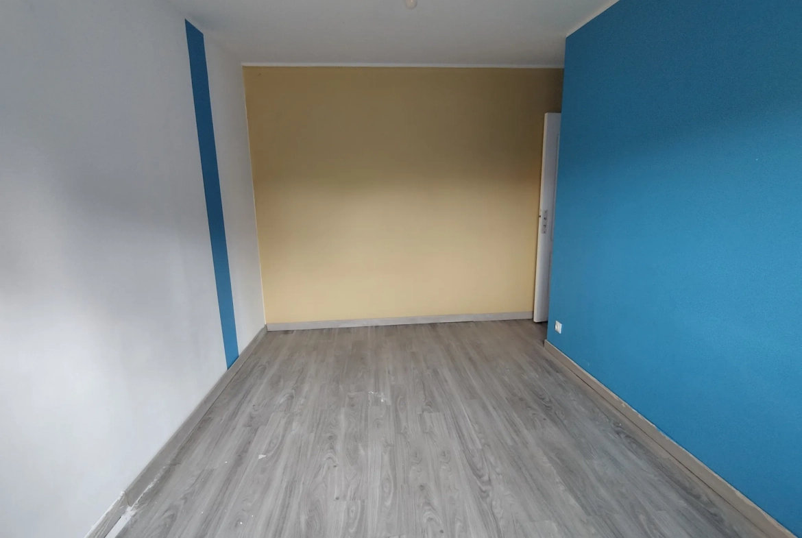 Maison plain-pied avec 3 chambres à Harnes - Confort et espace extérieur 