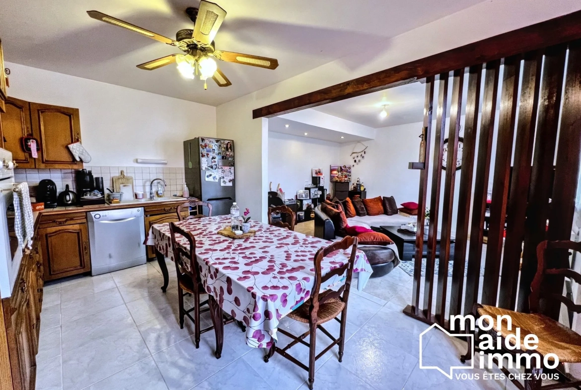 Maison 3 chambres à vendre proche de Libourne avec terrasse 