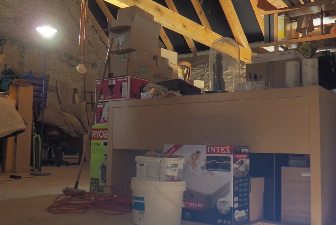 Maison rénovée de 121 m² avec dépendances et jardin à Schmittviller (57) 