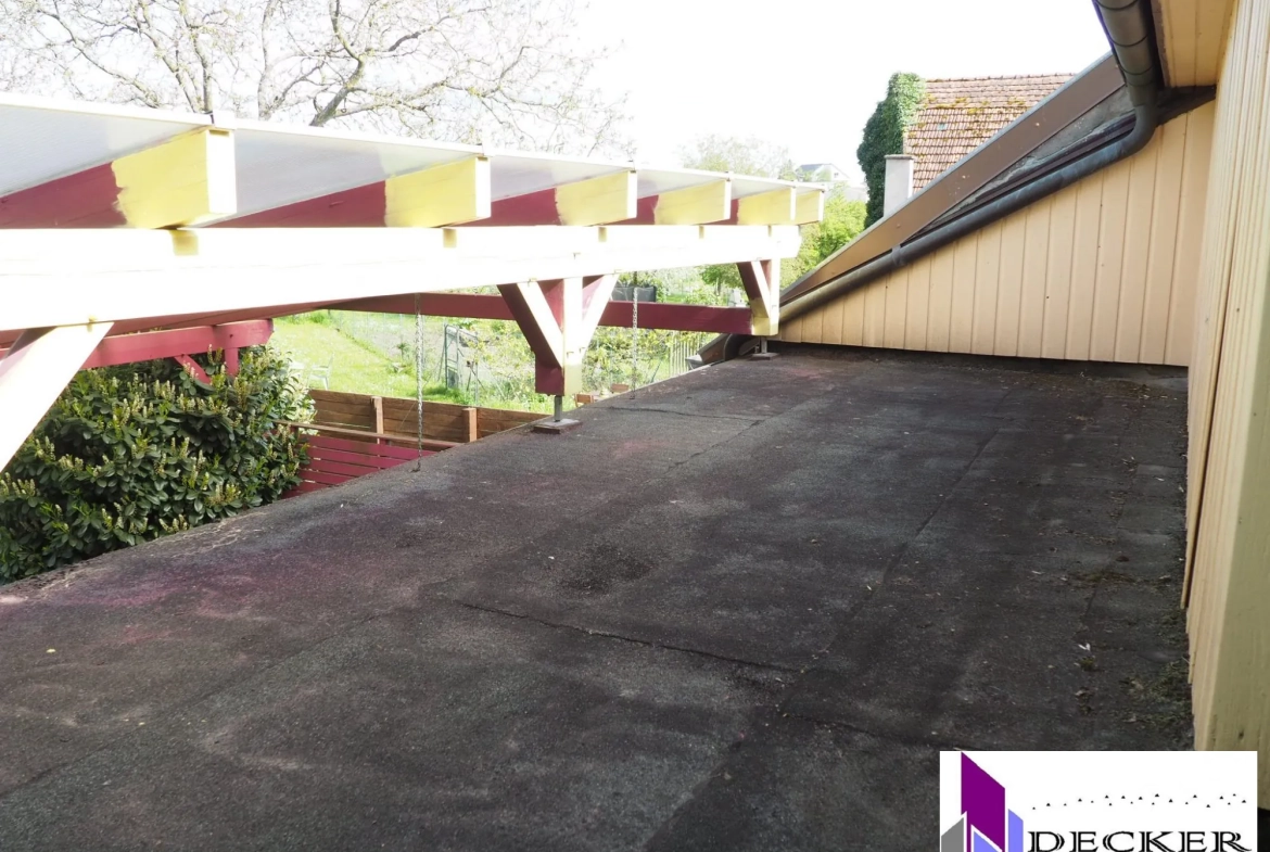 Maison rénovée de 121 m² avec dépendances et jardin à Schmittviller (57) 