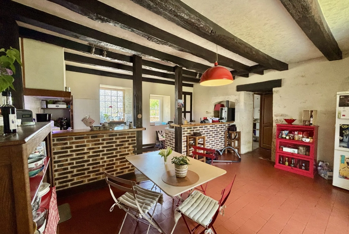 À vendre longue longère de 105 m² avec terrain à Saint-Benin-d'Azy 