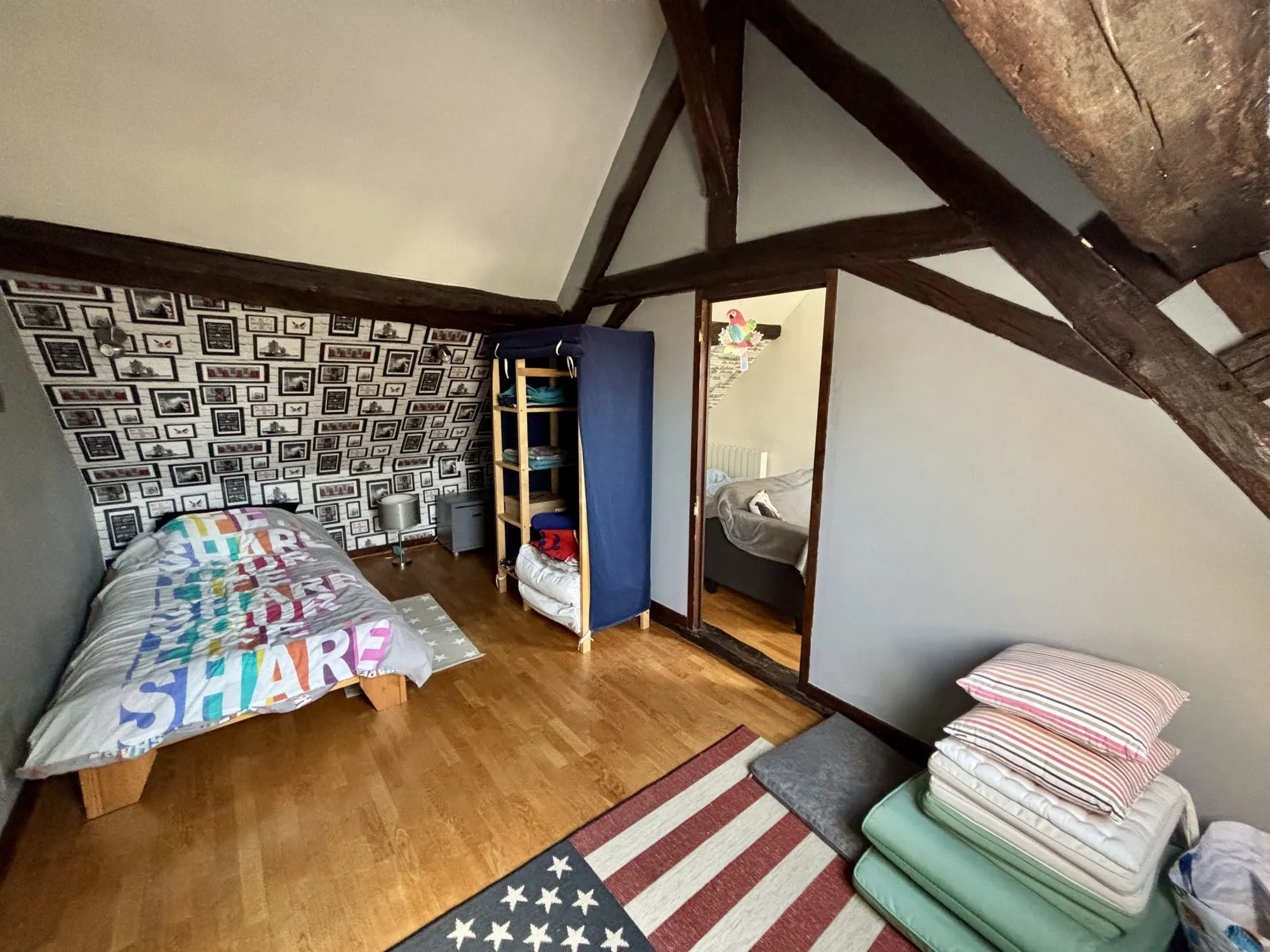 À vendre longue longère de 105 m² avec terrain à Saint-Benin-d'Azy 