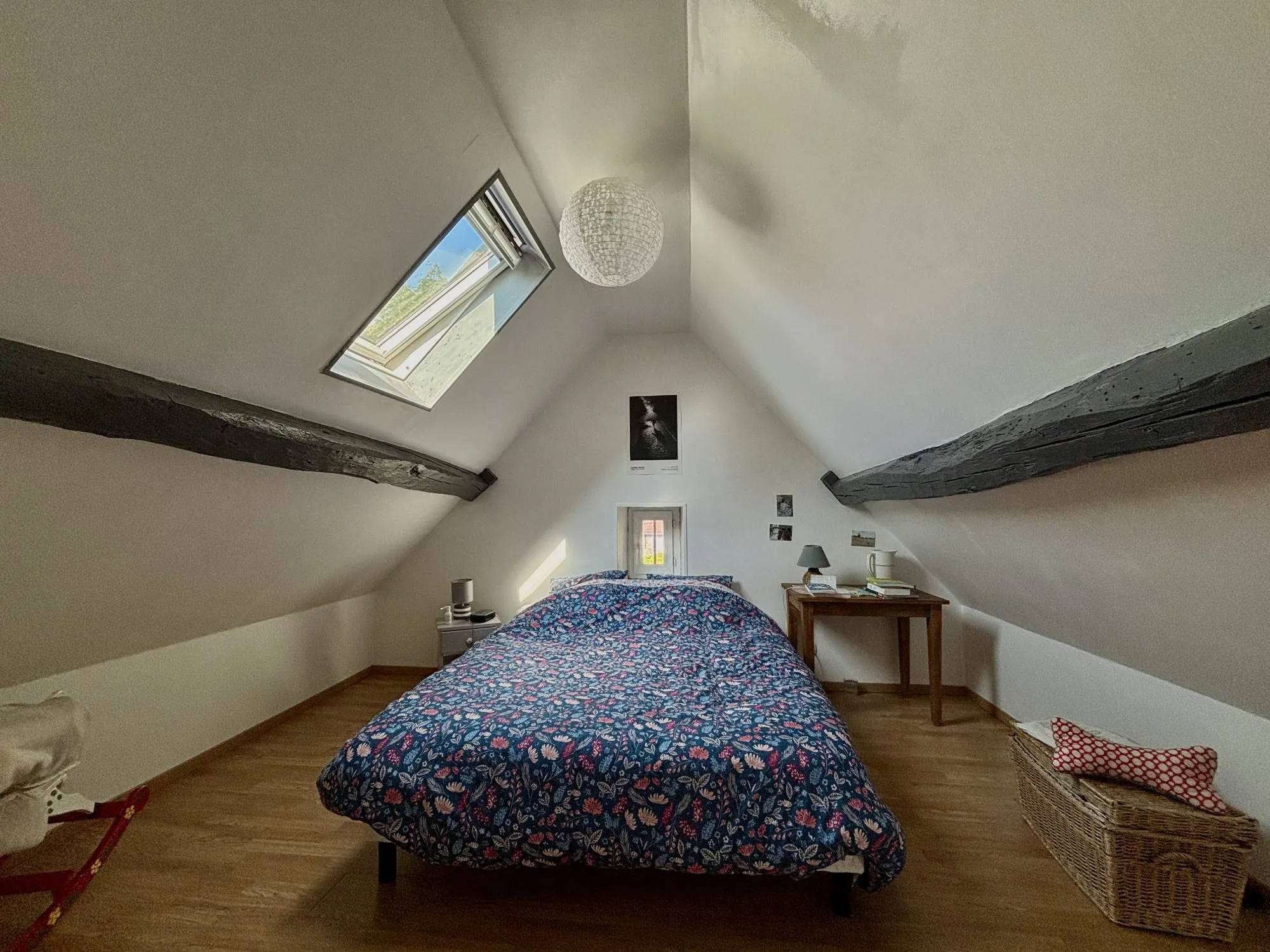 À vendre longue longère de 105 m² avec terrain à Saint-Benin-d'Azy 
