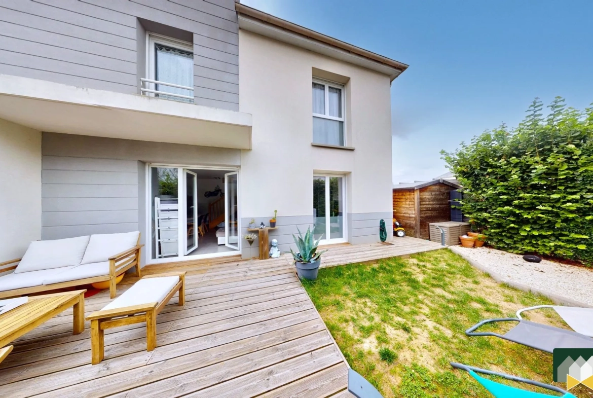 FACADE Appartement duplex avec jardin et terrasse à Chartres – Logement 3 pièces 