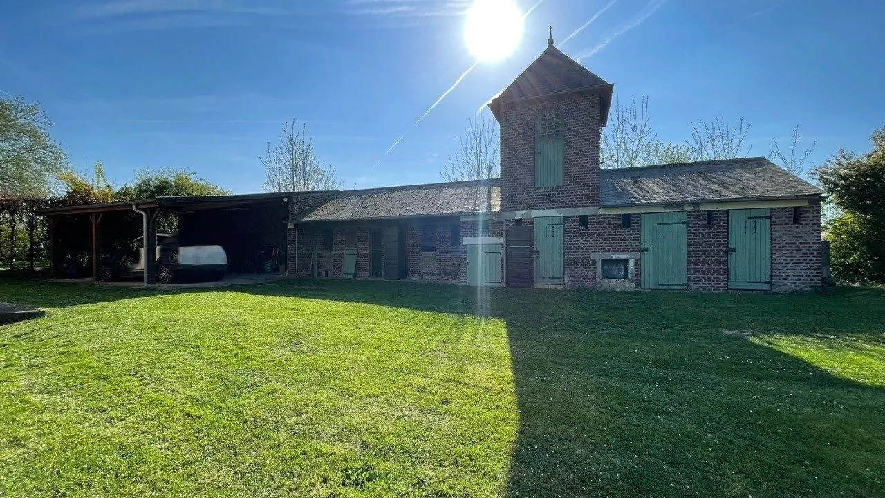 Maison à vendre à Mesnil-Saint-Nicaise avec jardin et dépendances 