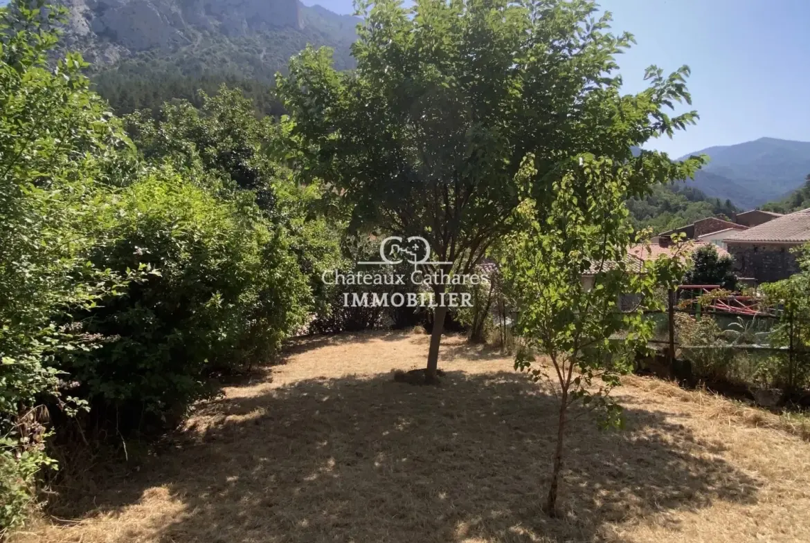 Maison de village à rénover avec grand potentiel à Salvezines - 110 m² 