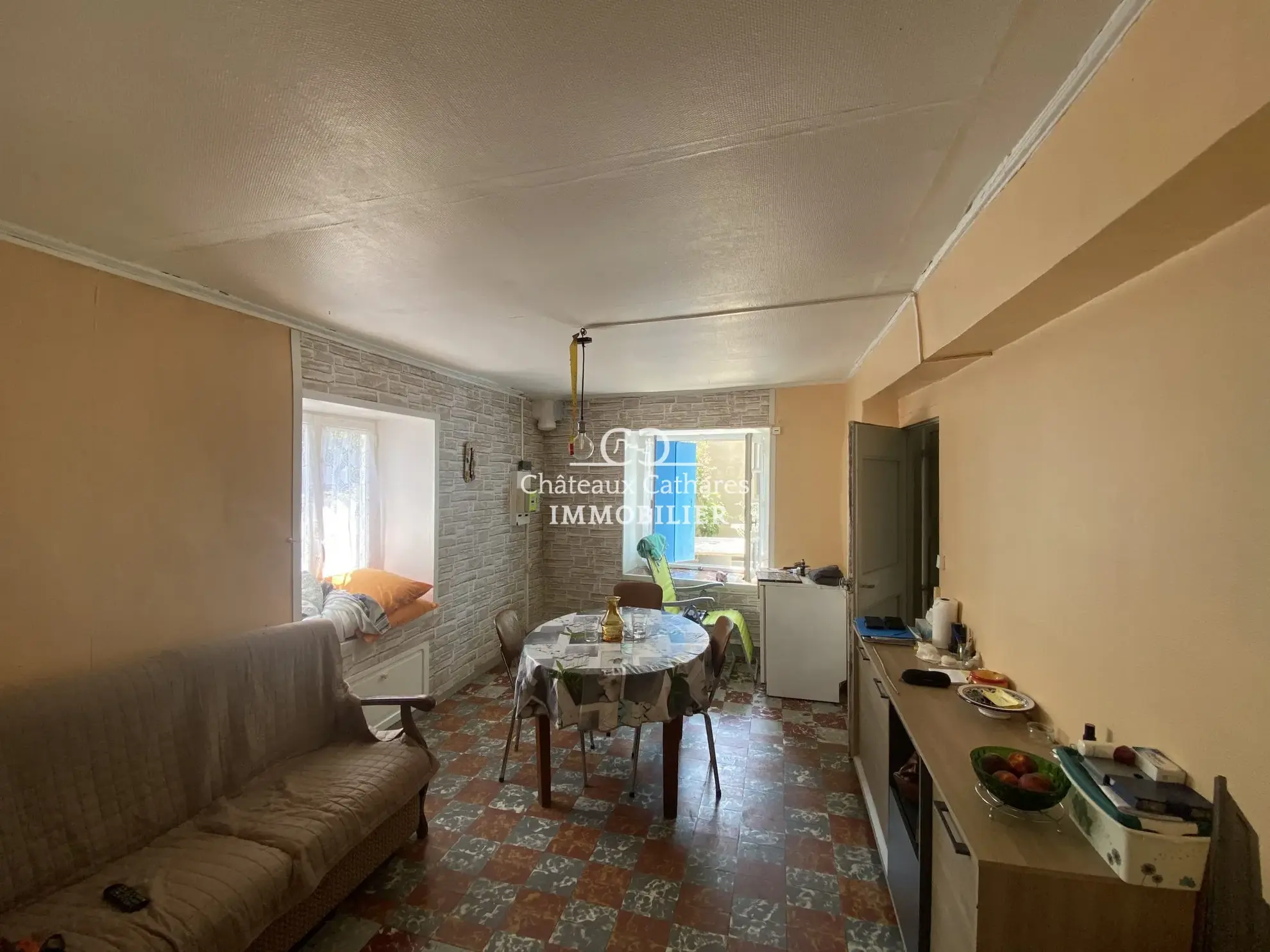 Maison de village à rénover avec grand potentiel à Salvezines - 110 m² 