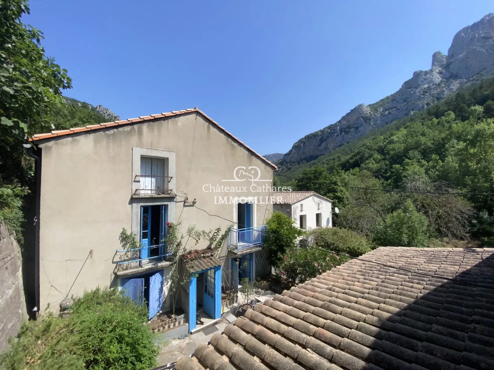 Maison de village à rénover avec grand potentiel à Salvezines - 110 m² 
