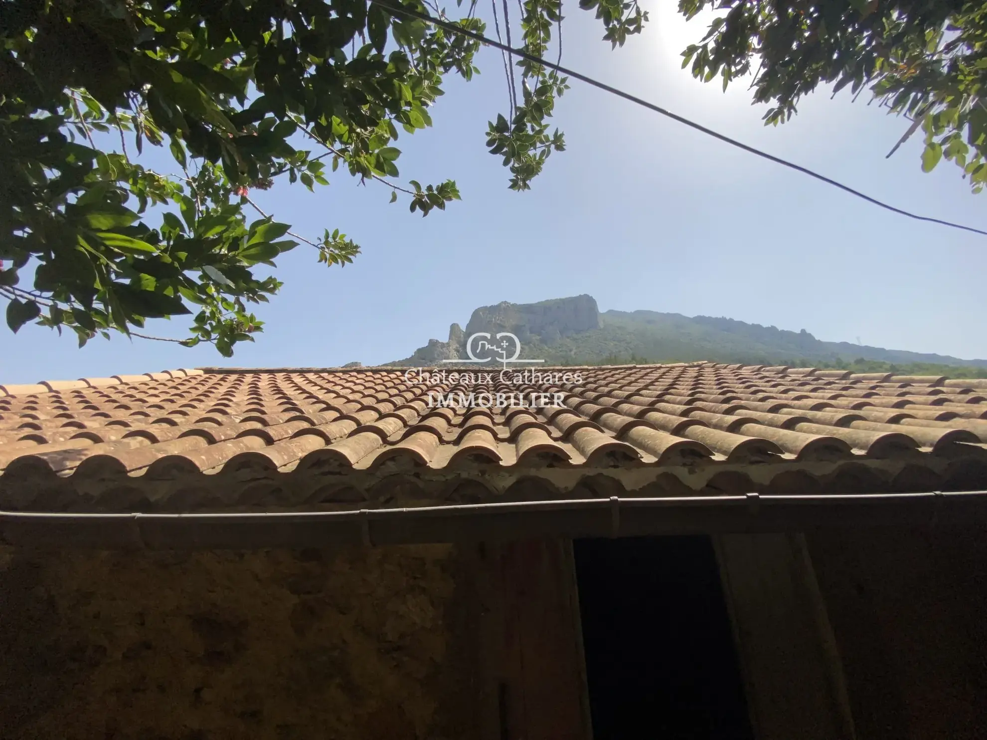 Maison de village à rénover avec grand potentiel à Salvezines - 110 m² 