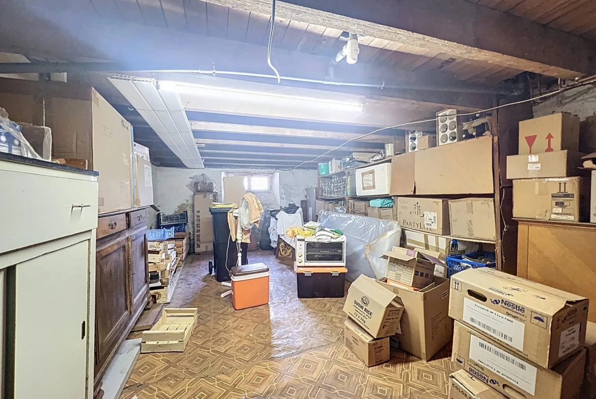 Maison à vendre à Audincourt de 116 m² avec terrain de 12 ares, à rénover 