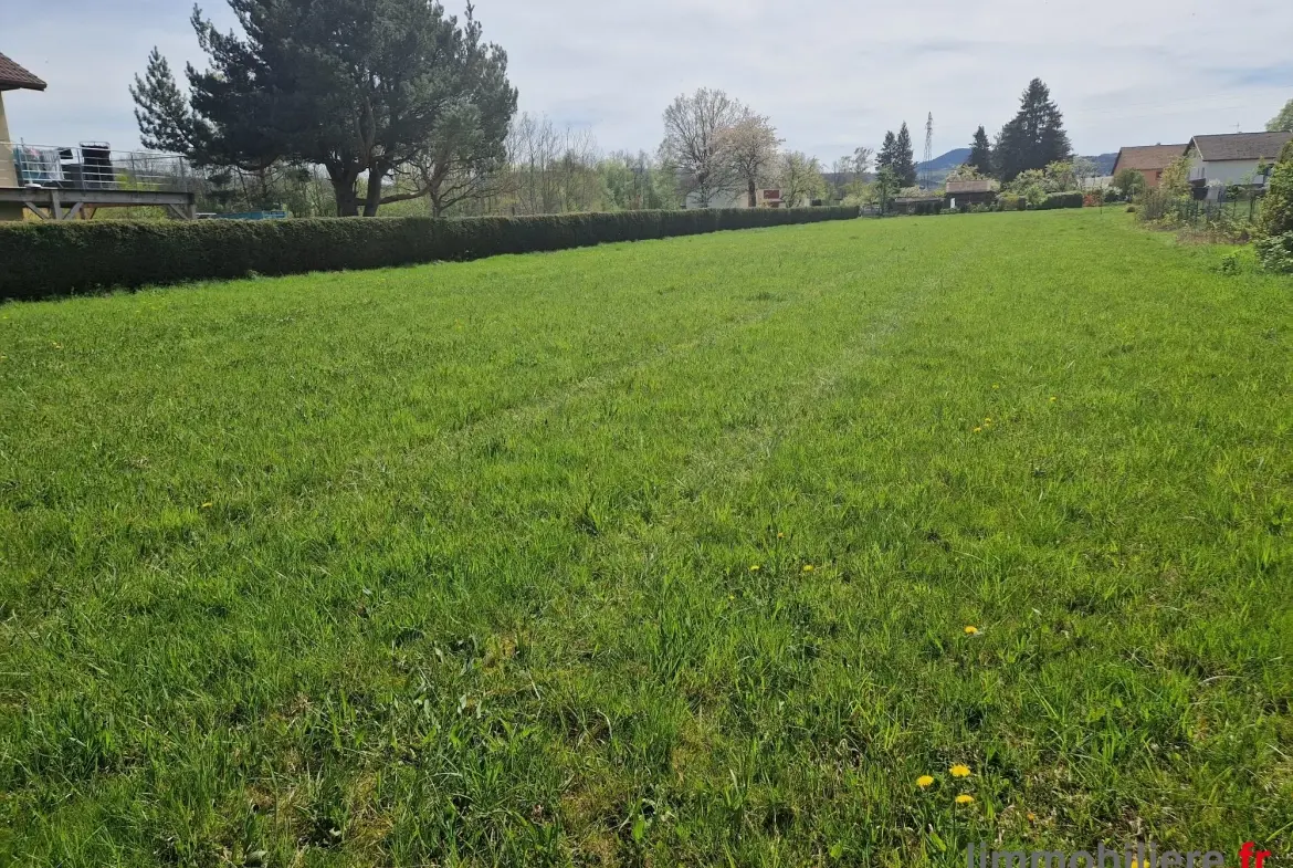 Terrain constructible à vendre à Corcieux de 3 010 m² 