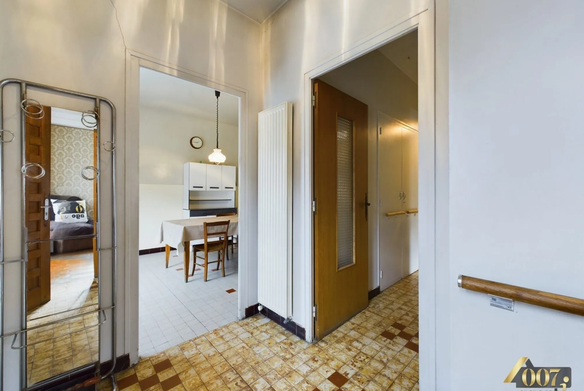 Maison ancienne à Cevins avec jardin et vue montagne à vendre 