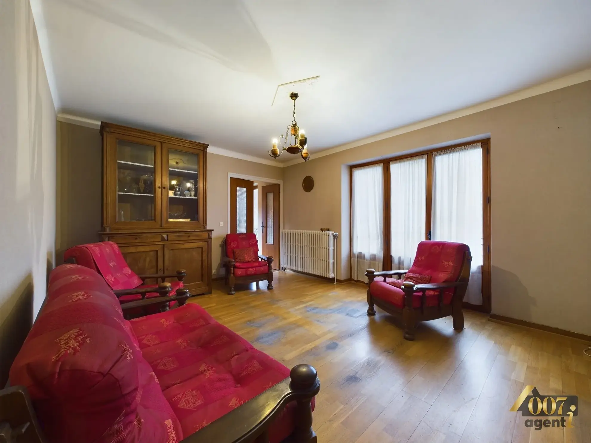 Maison ancienne à Cevins avec jardin et vue montagne à vendre 