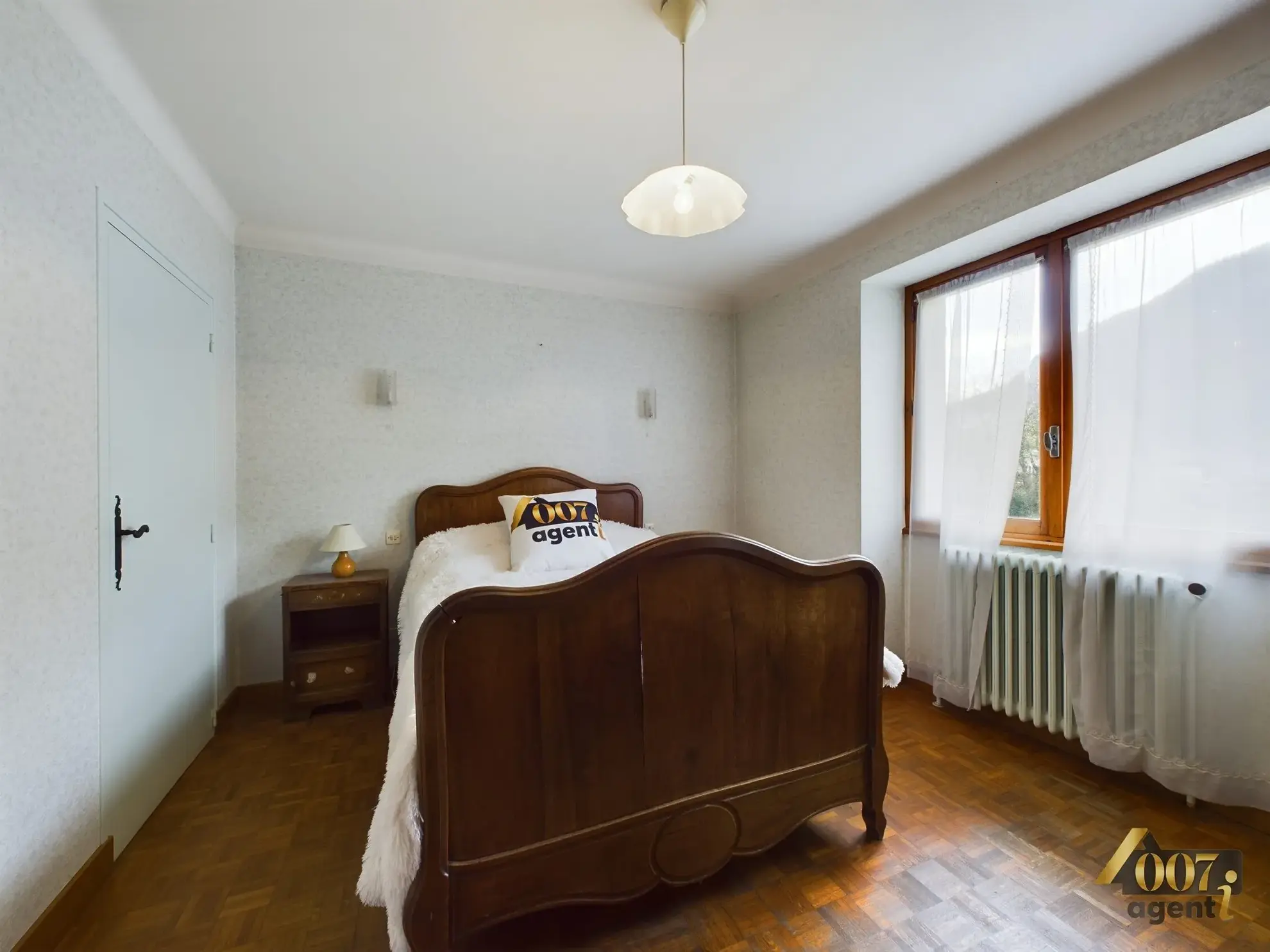Maison ancienne à Cevins avec jardin et vue montagne à vendre 