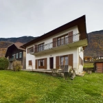Maison ancienne à Cevins avec jardin et vue montagne à vendre