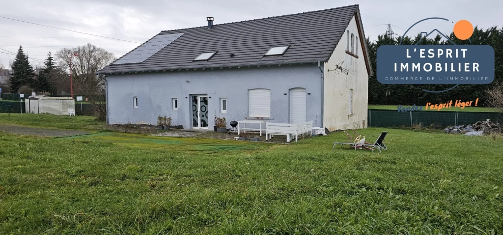 Maison individuelle rénovée avec grand terrain à Willerwald