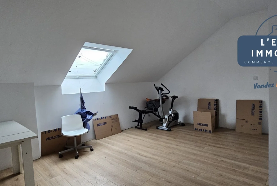 Maison individuelle rénovée avec grand terrain à Willerwald 