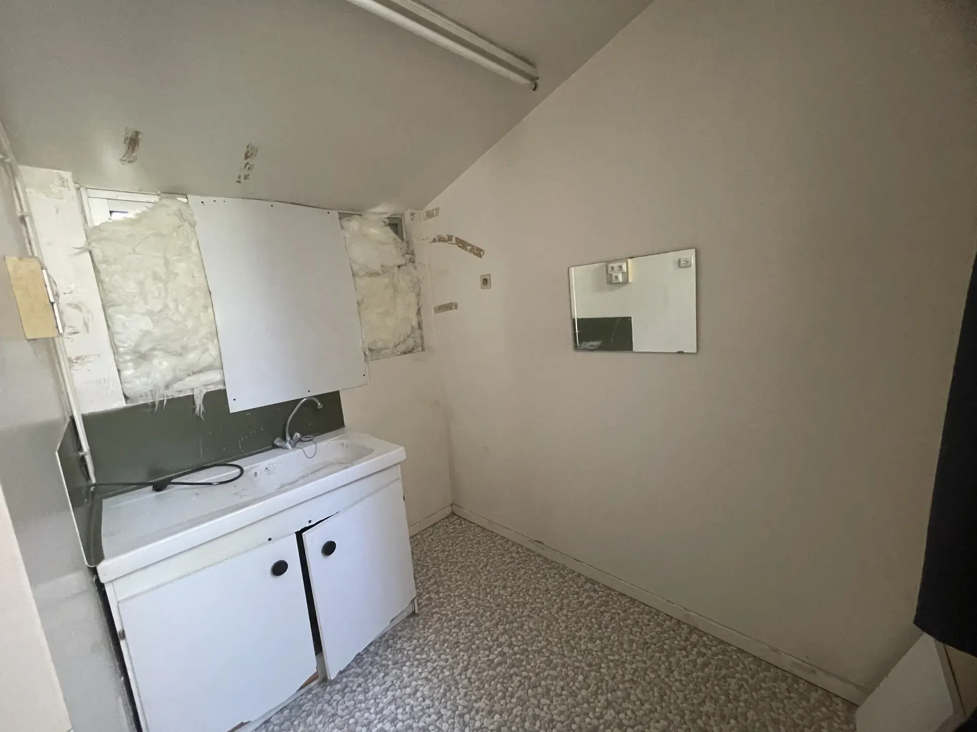 Appartement 4 pièces rénové à Saint Affrique avec cour intérieure 