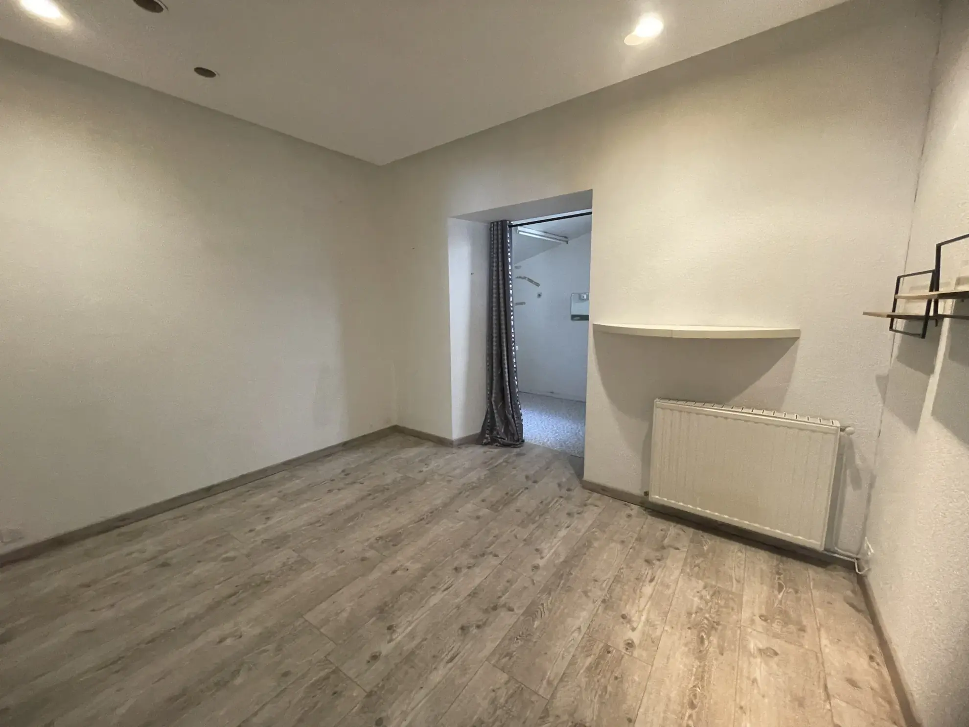 Appartement 4 pièces rénové à Saint Affrique avec cour intérieure 