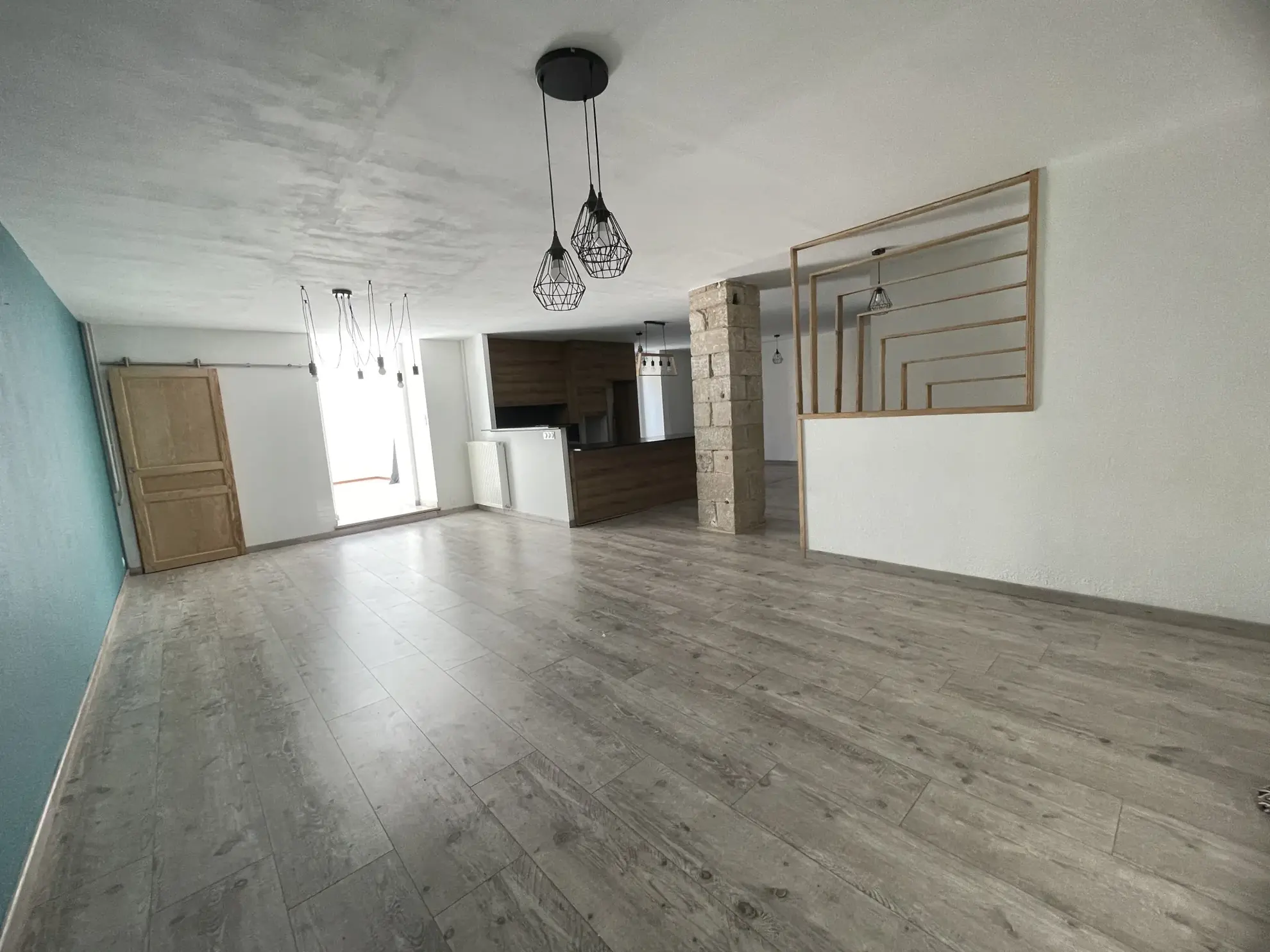 Appartement 4 pièces rénové à Saint Affrique avec cour intérieure 