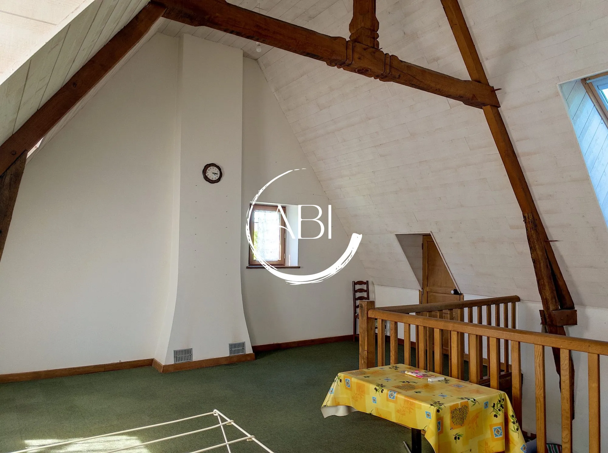 Maison en pierre de 146 m² avec dépendance à Thuboeuf, Nord-Mayenne 