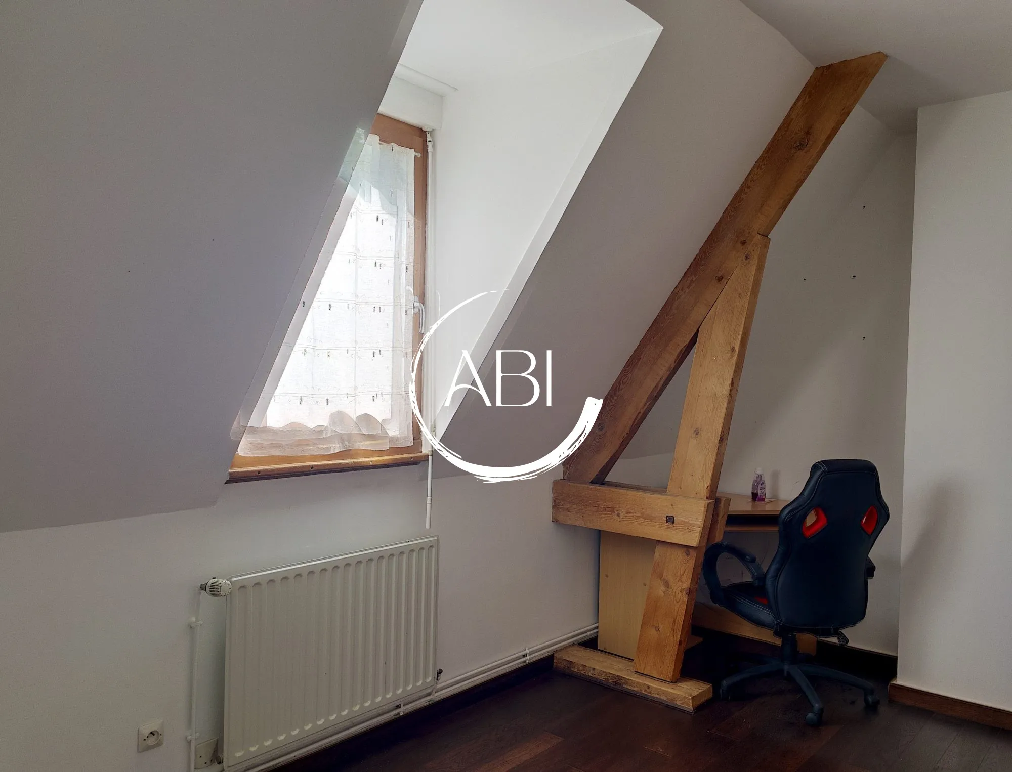 Maison en pierre de 146 m² avec dépendance à Thuboeuf, Nord-Mayenne 