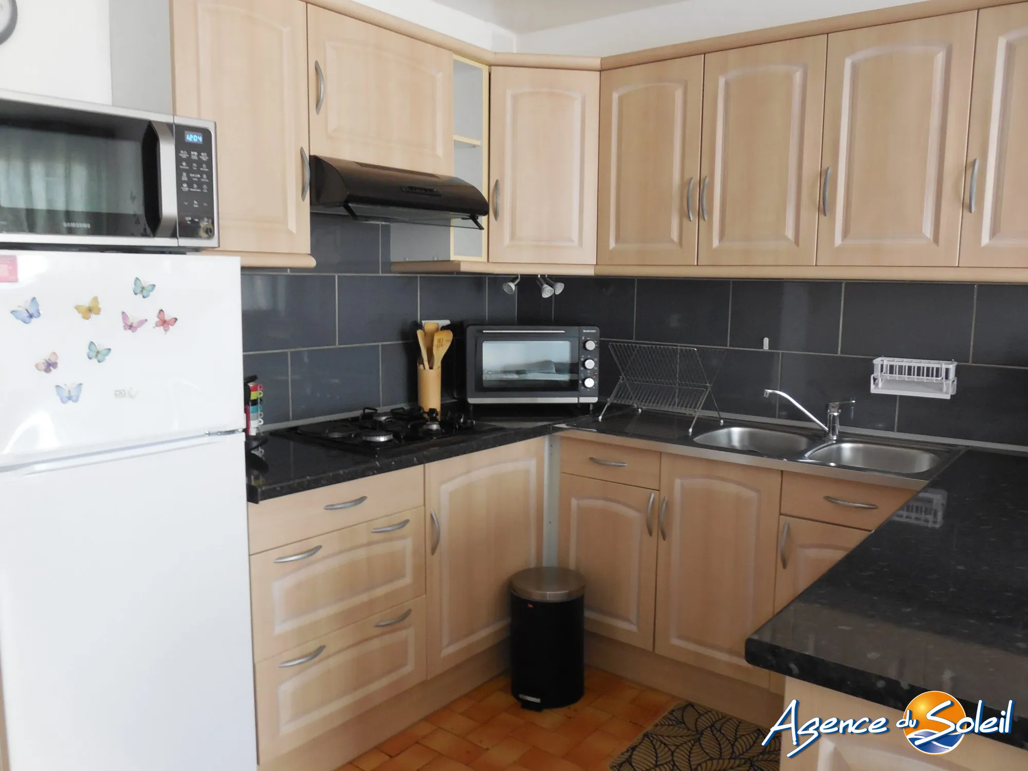 Appartement T3 à vendre à Port-la-Nouvelle avec vue mer et piscine 