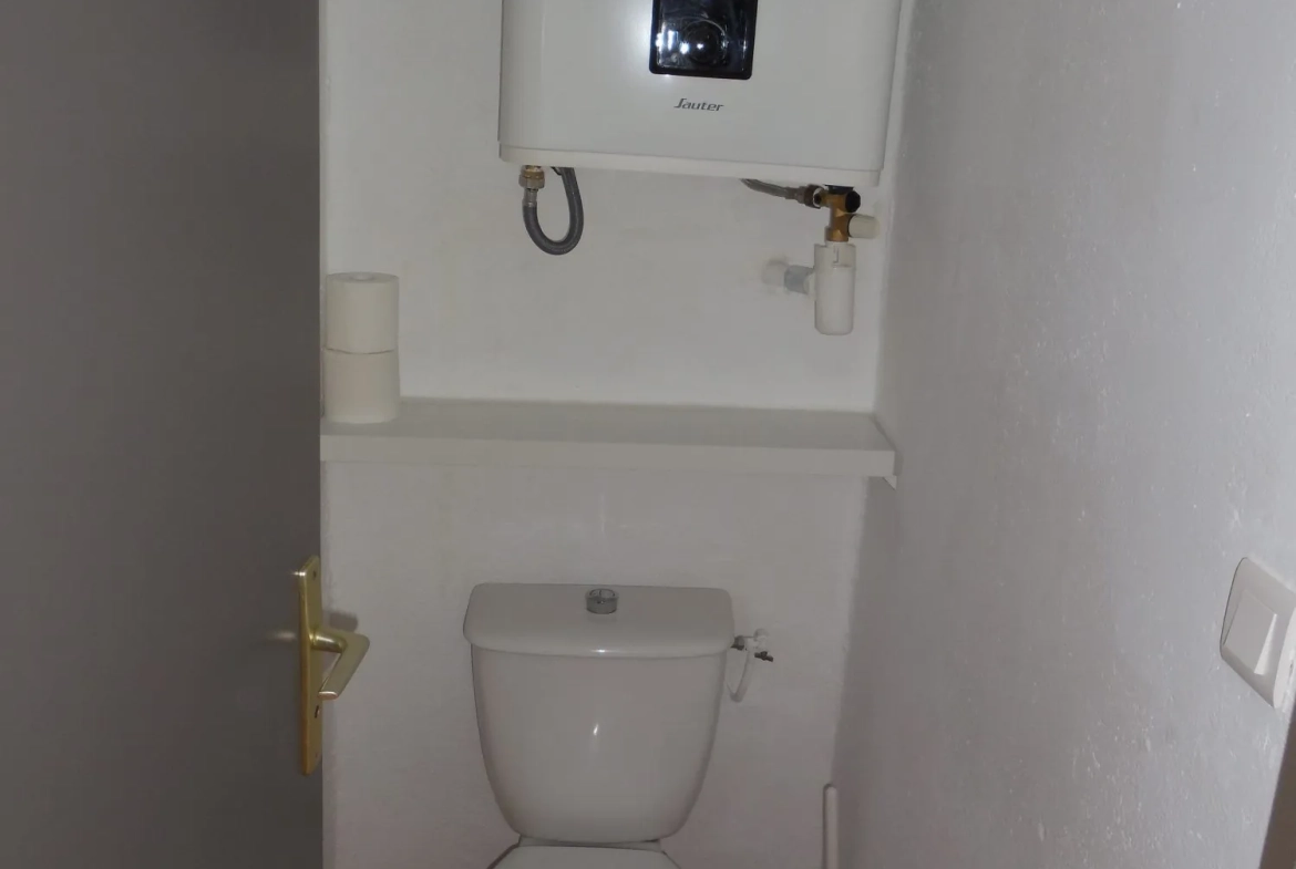 Appartement T3 à vendre à Port-la-Nouvelle avec vue mer et piscine 