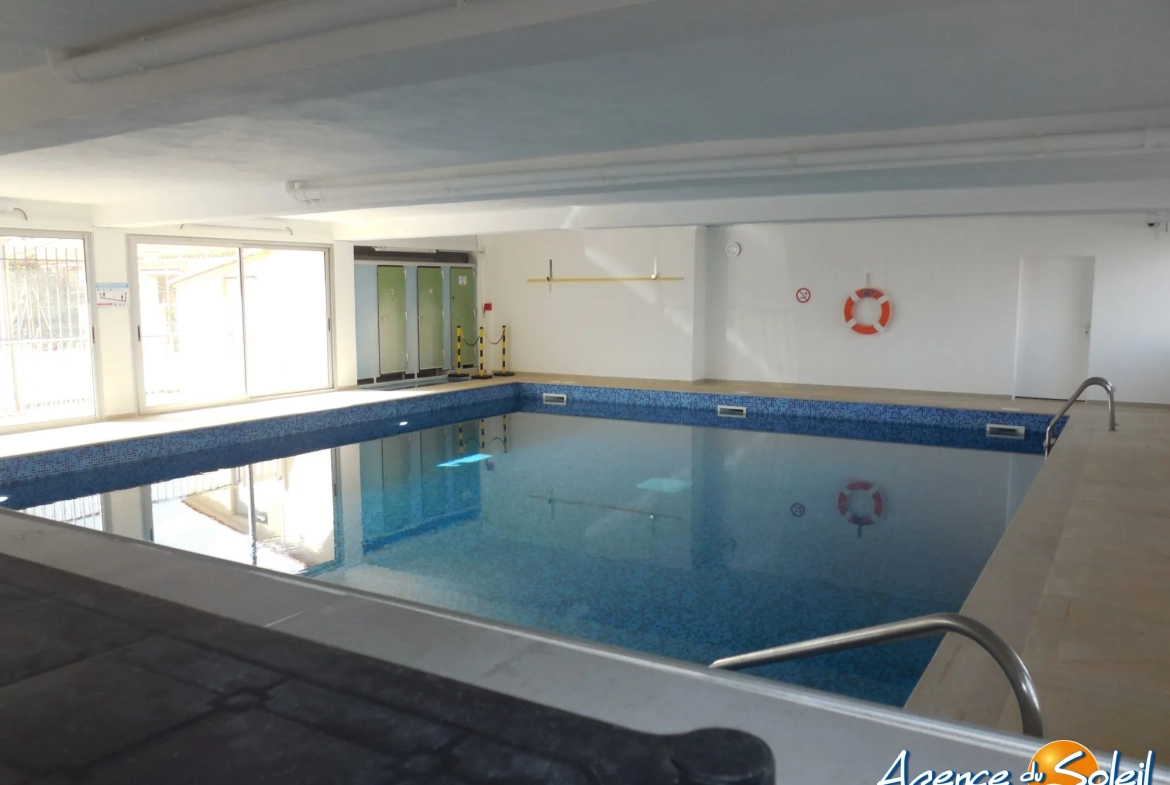Appartement T3 à vendre à Port-la-Nouvelle avec vue mer et piscine 