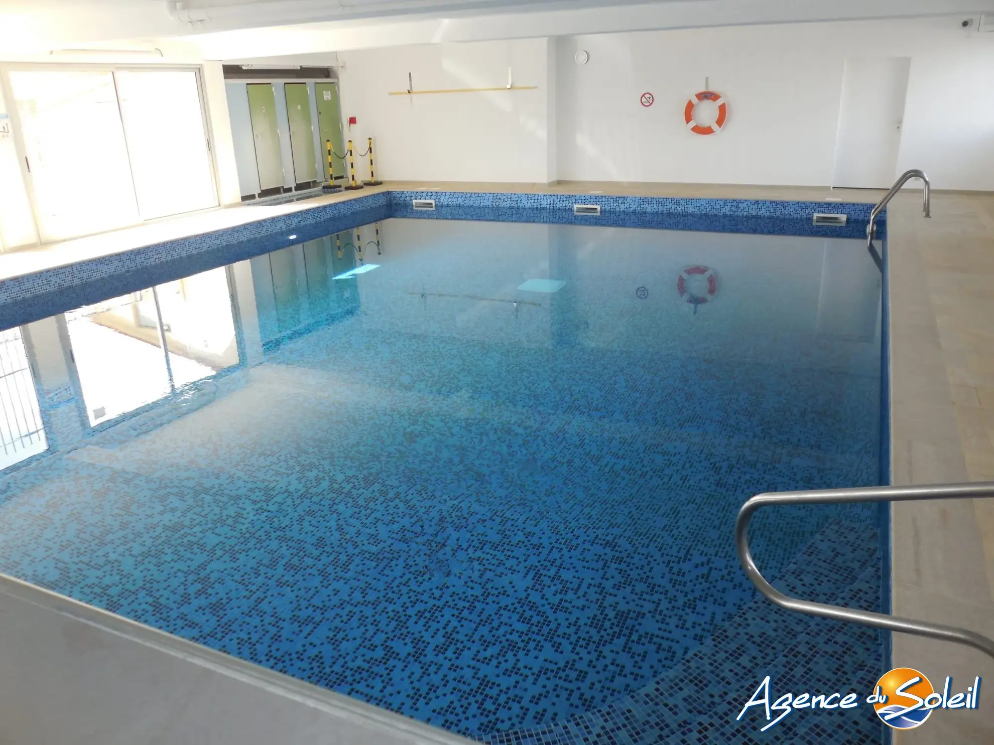 Appartement T3 à vendre à Port-la-Nouvelle avec vue mer et piscine 
