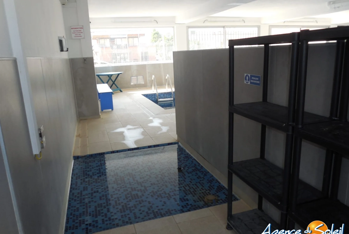 Appartement T3 à vendre à Port-la-Nouvelle avec vue mer et piscine 