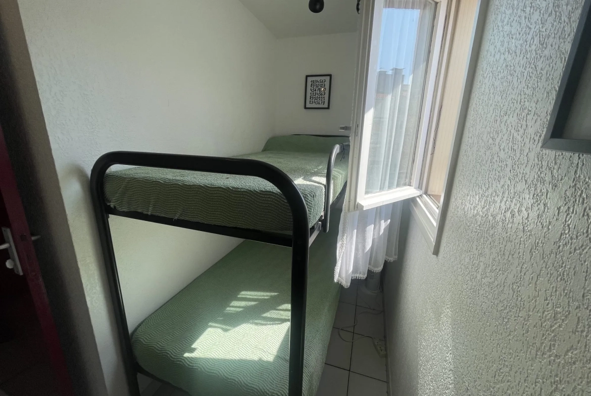 Appartement duplex avec piscine et parking à Argelès-sur-Mer à 150 m de la plage 