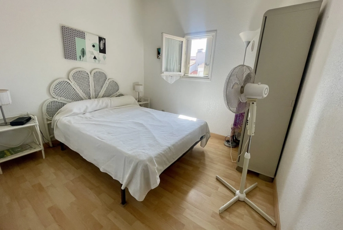 Appartement duplex avec piscine et parking à Argelès-sur-Mer à 150 m de la plage 