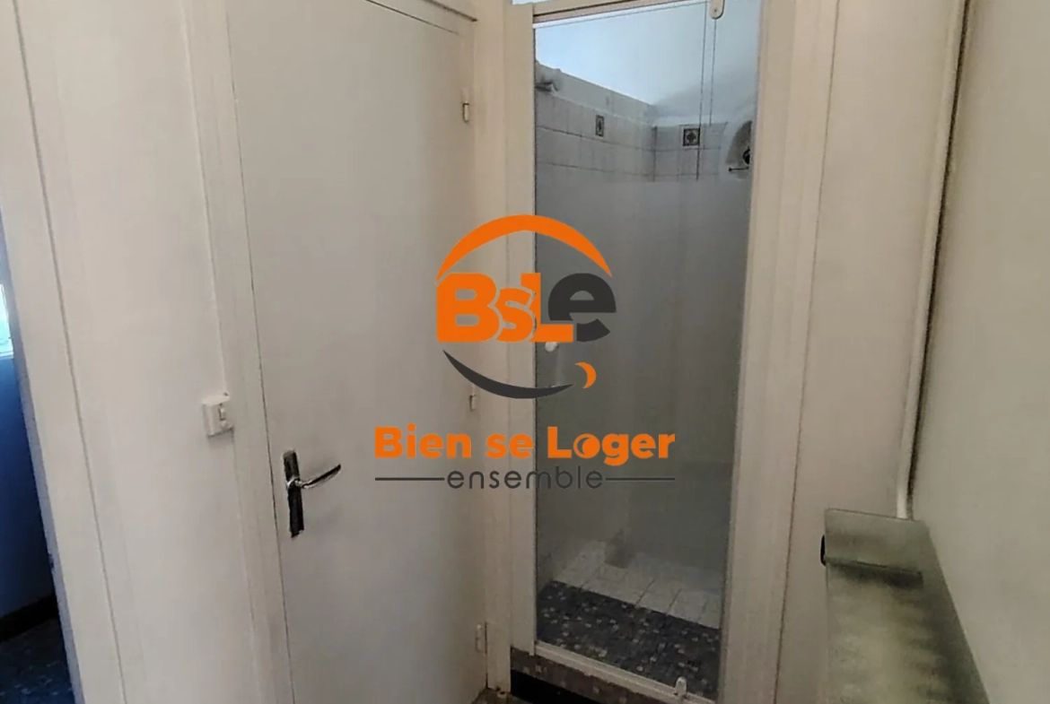 Maison à vendre à Massiac - 95 m², proche commodités et autoroute 