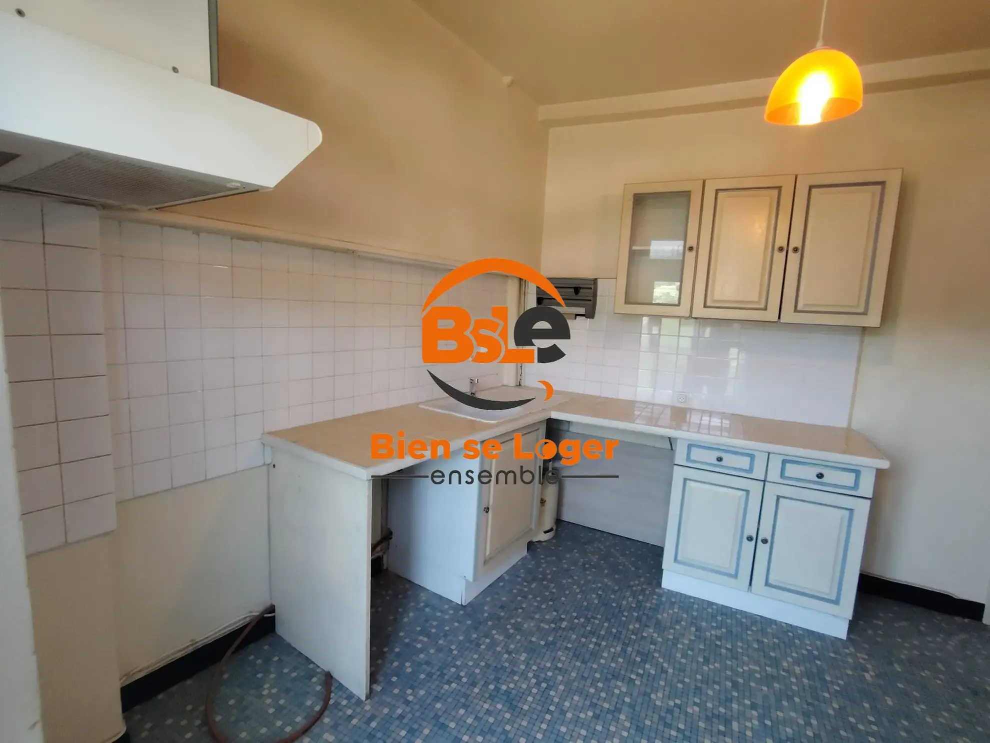 Maison à vendre à Massiac - 95 m², proche commodités et autoroute 