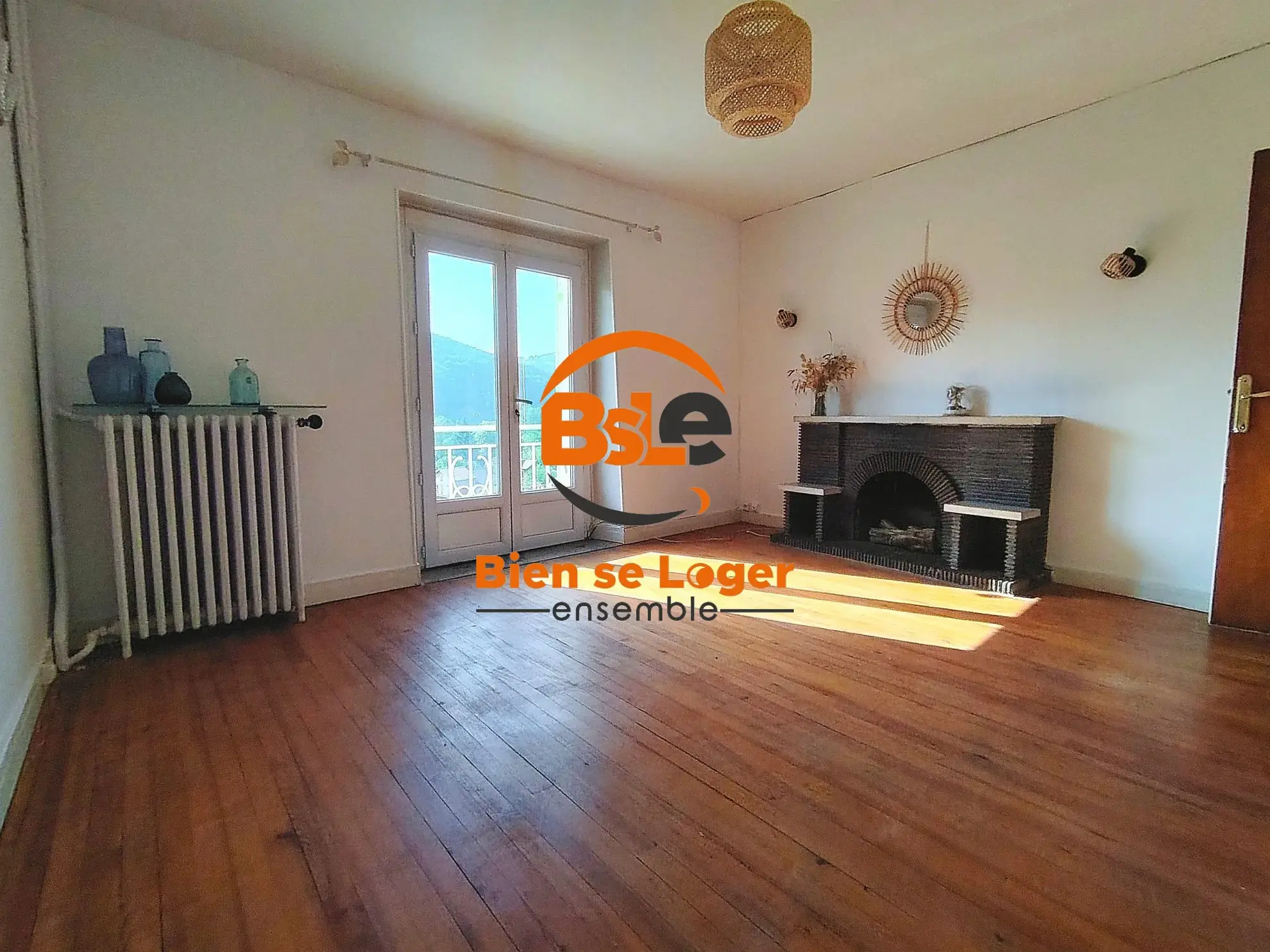 Maison à vendre à Massiac - 95 m², proche commodités et autoroute 
